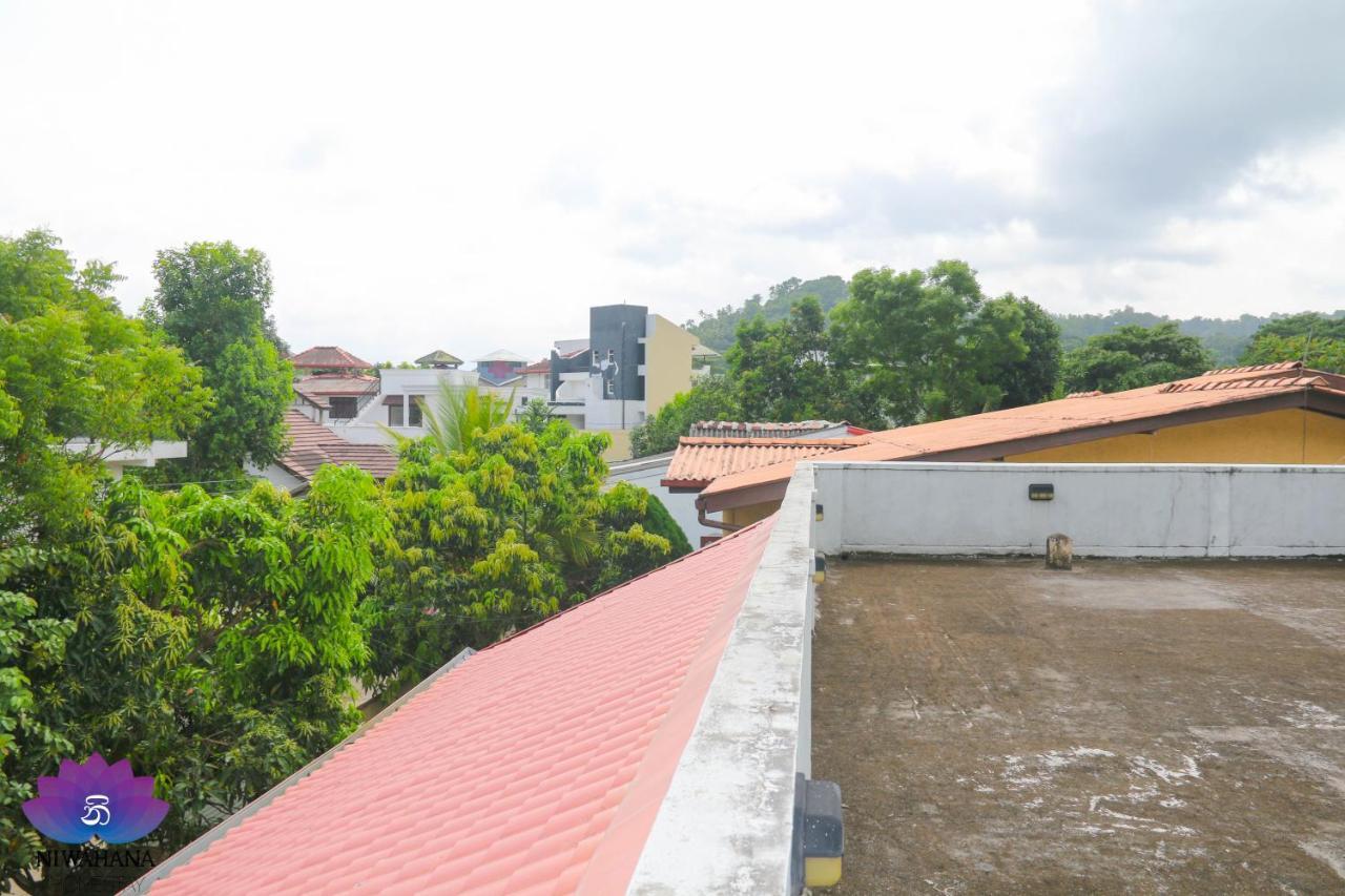 Nivahana Homestay Kandy Dış mekan fotoğraf